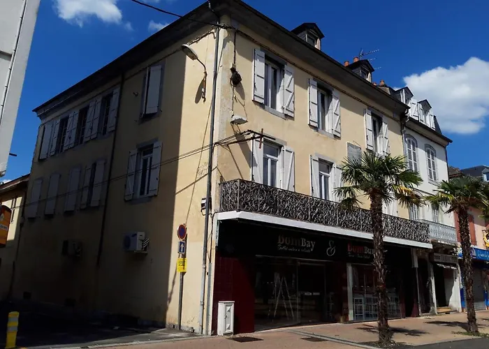 Appartement Hypercentre Tarbes - 2 Grandes Chambres
